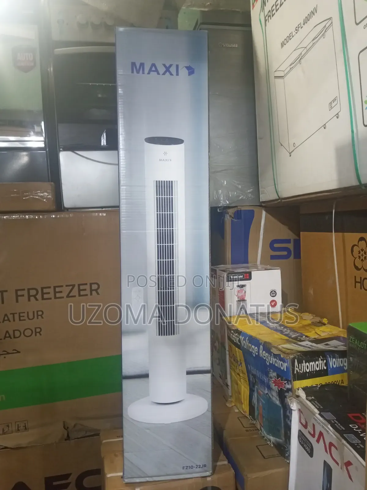 Maxi White 40" Oscillating Tower Fan