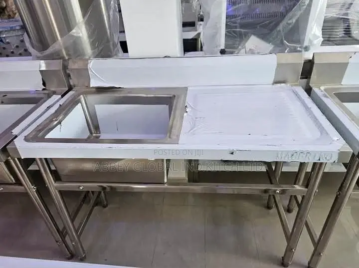 Single Sink With Side