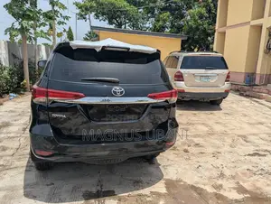 New Toyota Fortuner 2025 Black
