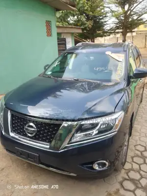 Nissan Pathfinder 2016 Gray