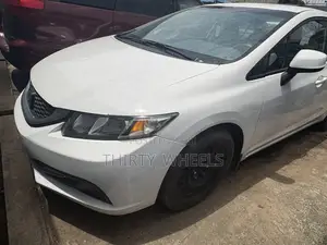 Honda Civic 2013 White