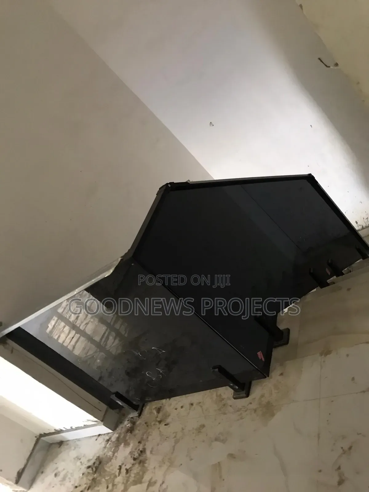 Black Glass Staircase Handrail