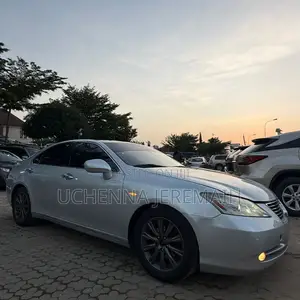 Lexus ES 2012 Gray