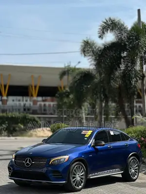 Mercedes-Benz GLC-Class 2018 Blue