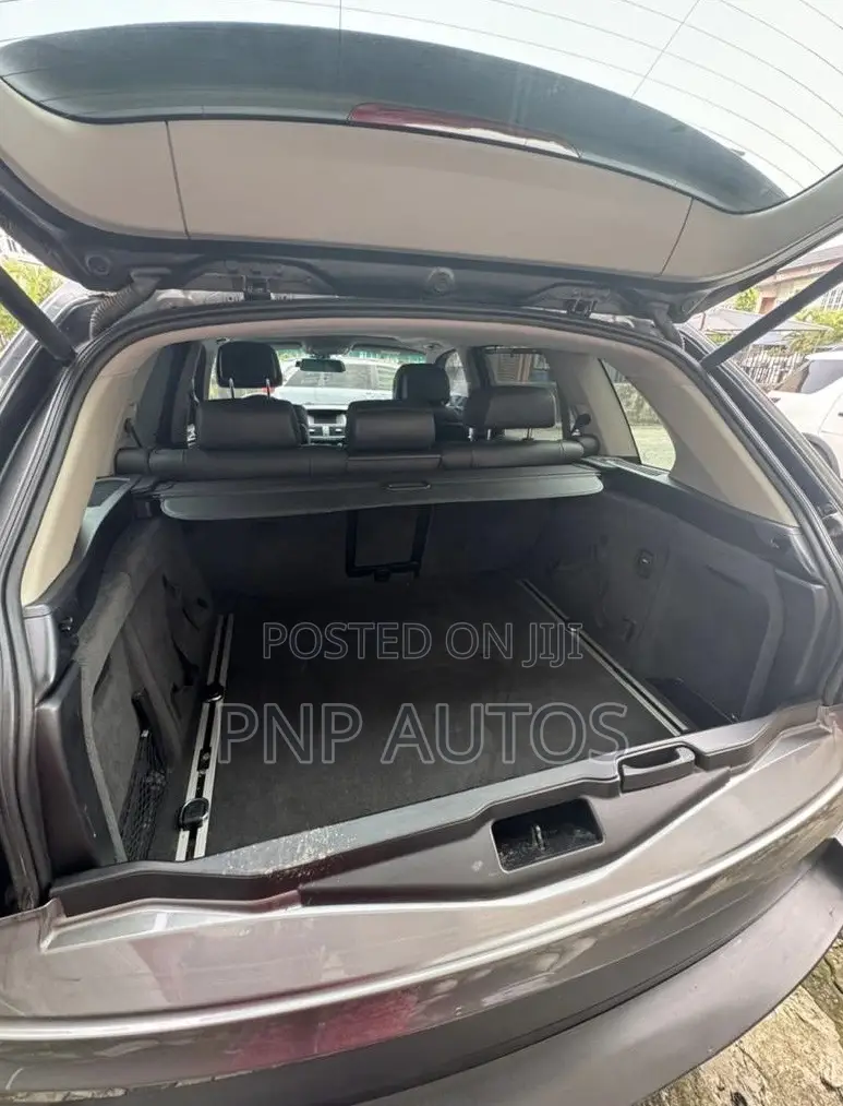 BMW X5 2010 Gray