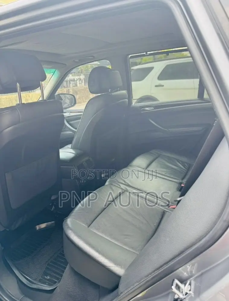 BMW X5 2010 Gray