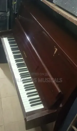 Yamaha Upright Piano
