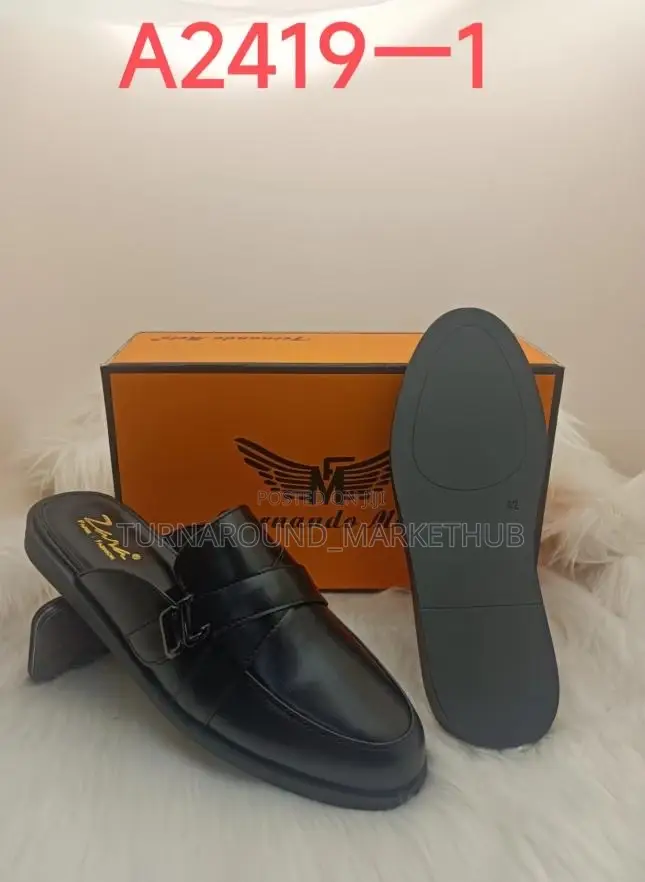 Palm Slippers / Shoe