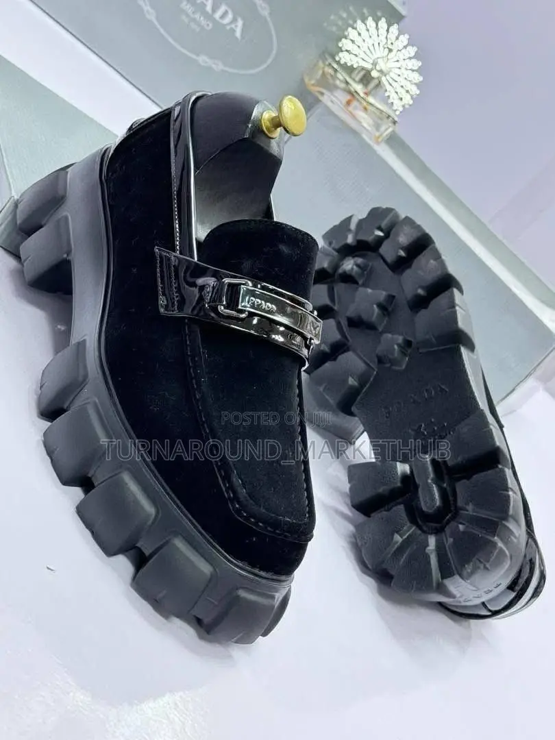 Palm Slippers / Shoe