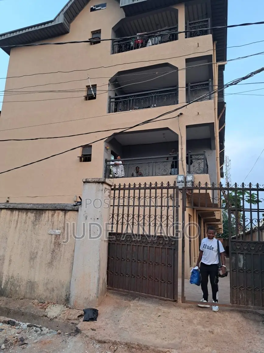 48-Room Apartment