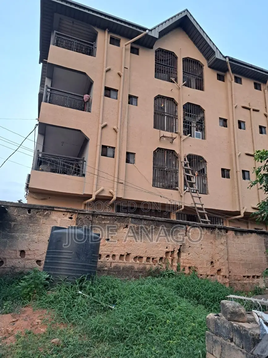 48-Room Apartment