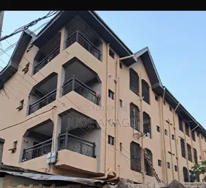 48-Room Apartment