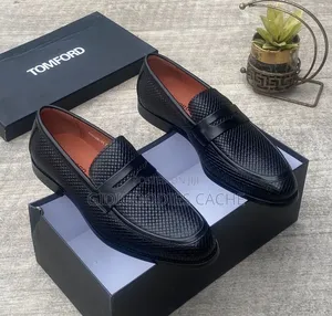 Tomford Textured Penny Loafers S