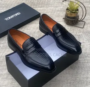 Tomford Textured Penny Loafers S