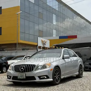 Mercedes-Benz E350 2011 Silver