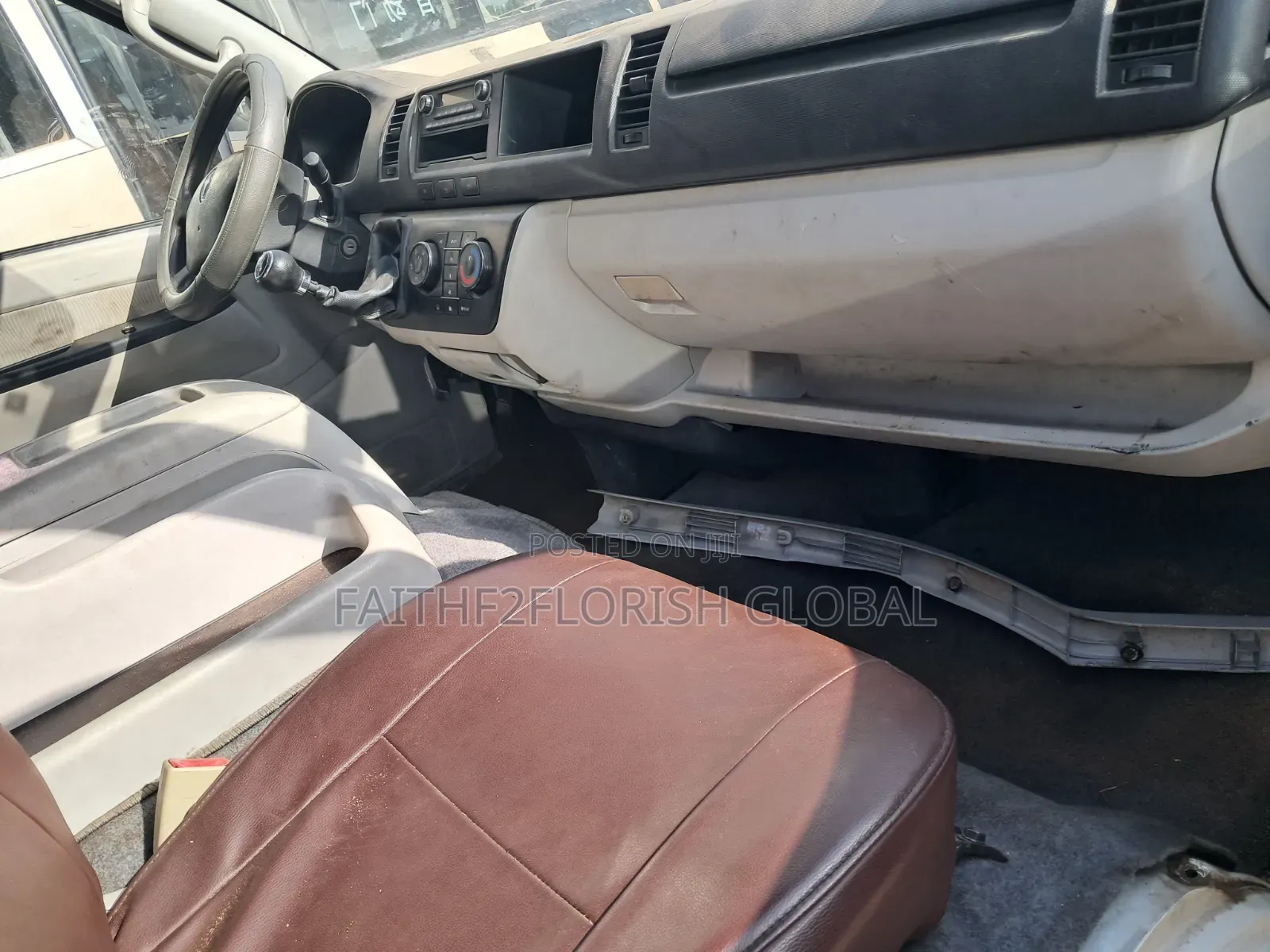 Toyota HiAce 2014 Brown