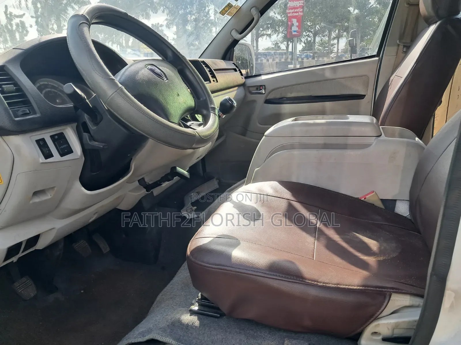 Toyota HiAce 2014 Brown
