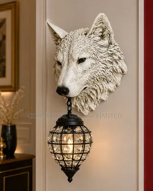 Modern Luxury (White/Gold) Wolf Head Wall Lamp With Crystal Lantern