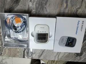 Berry Pulse Oximeter Handheld