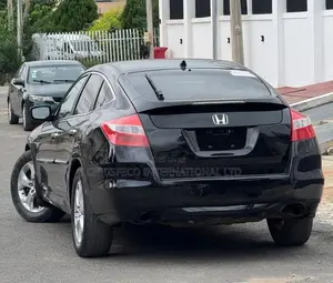 Honda Crosstour 2010 Black