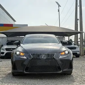Lexus IS 2018 Black