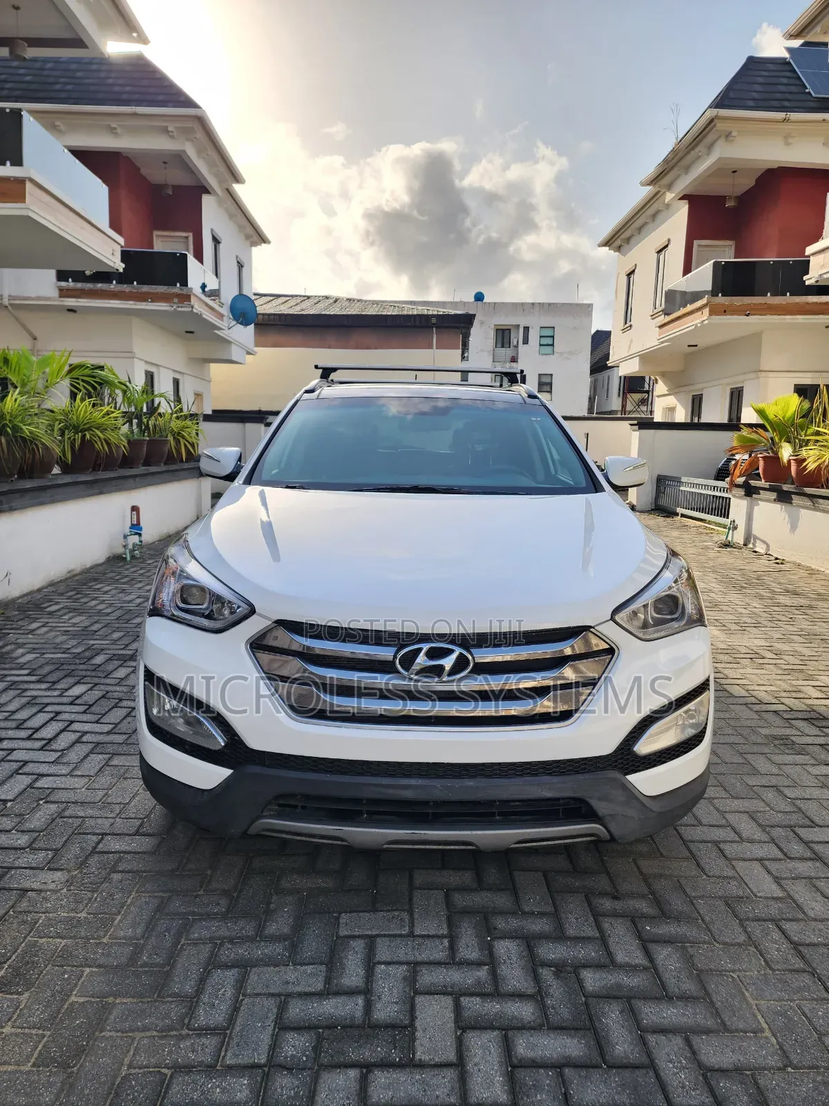 Hyundai Santa Fe 2016 White
