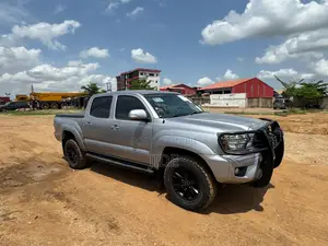 Toyota Tacoma PreRunner V6 4dr Double Cab 5.0 ft. SB (4.0L 6cyl 5A)