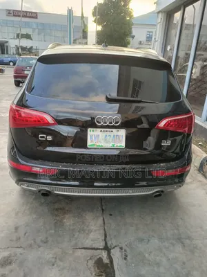 Audi Q5 2011 Black