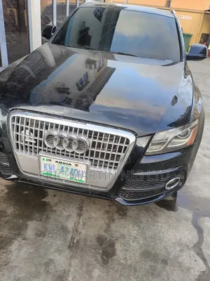 Audi Q5 2011 Black