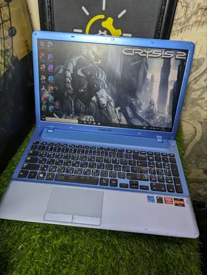 Laptop Samsung 4GB AMD A8 HDD 320GB