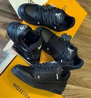 Louis Vuitton Snickers