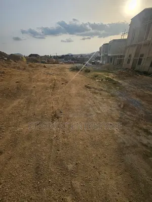 400sqm Plot of Land for Sale in an Estate in Lugbe