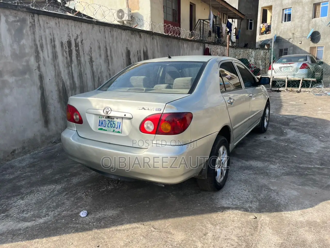 Toyota Corolla LE 2004 Silver