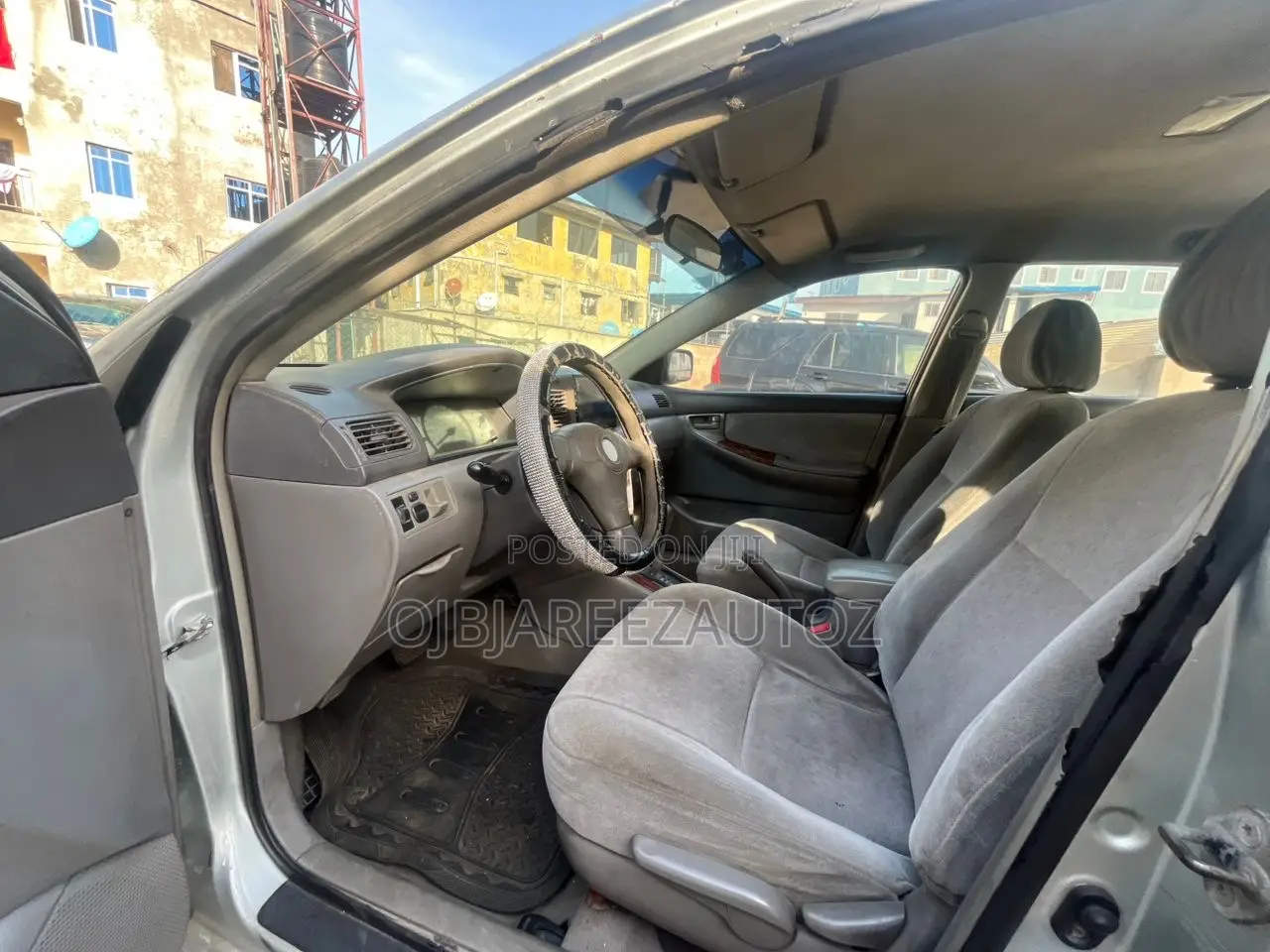 Toyota Corolla LE 2004 Silver