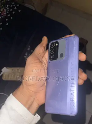 Tecno Spark 8C 64 GB Purple