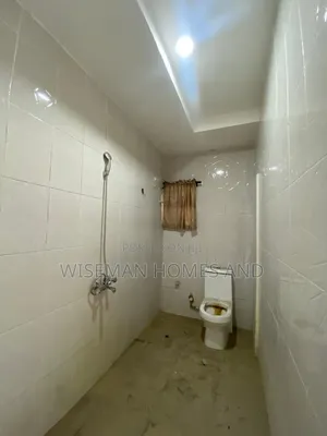 2bdrm Apartment in Osapa London Lekki for rent