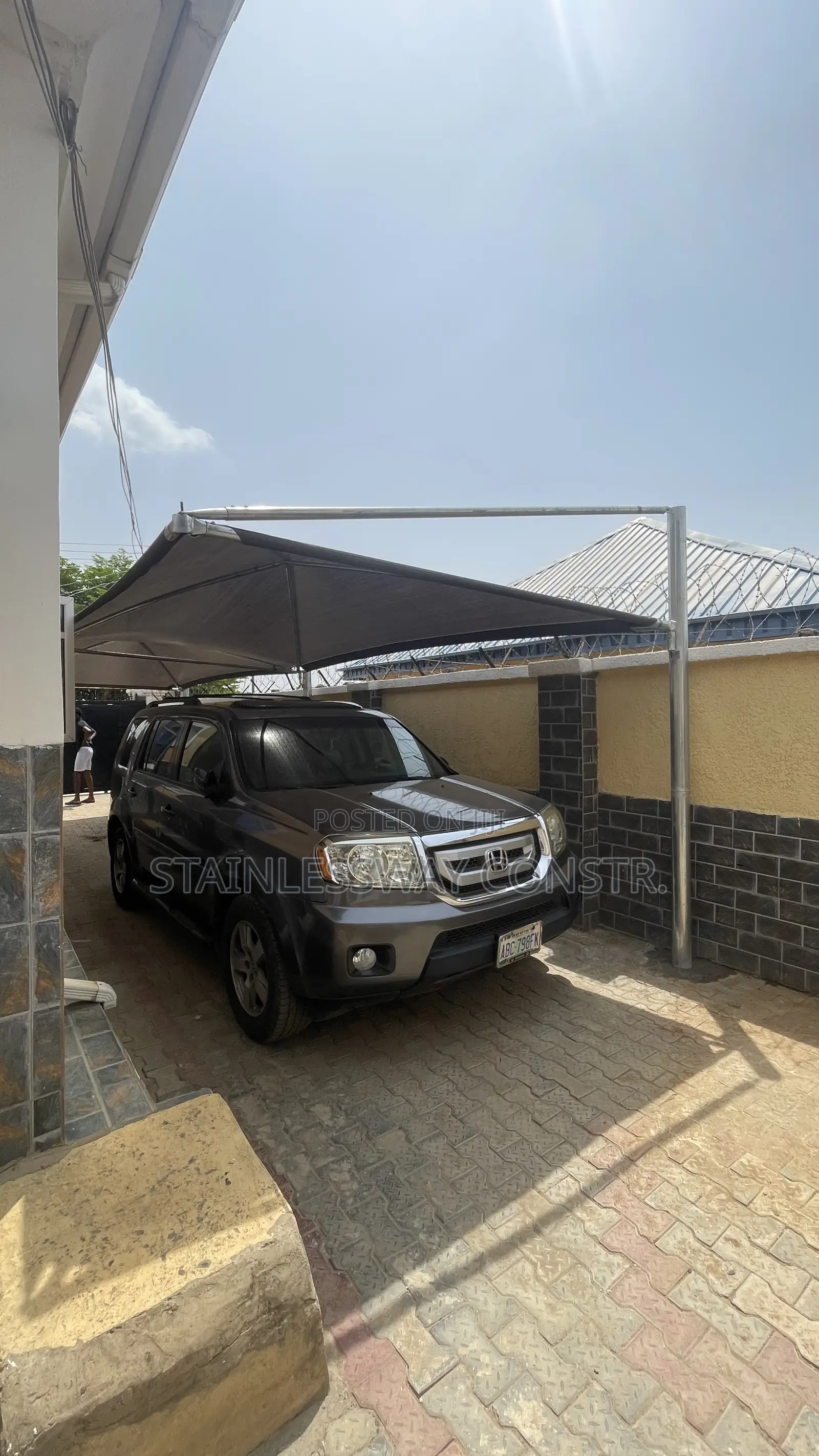 Linear Two Cars Parking Shield