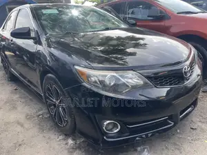Toyota Camry SE Sport 4dr Sedan (2.5L 4cyl 6A) 2014 Black