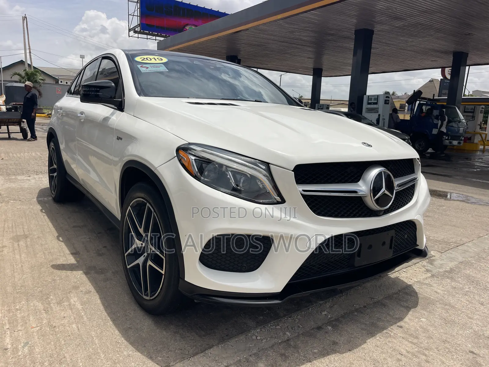 Mercedes-Benz GLE-Class 2017 White