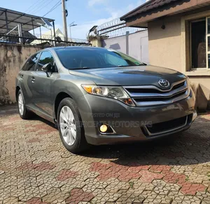 Toyota Venza XLE 4dr Wagon (2.7L 4cyl 6A) 2014 Green