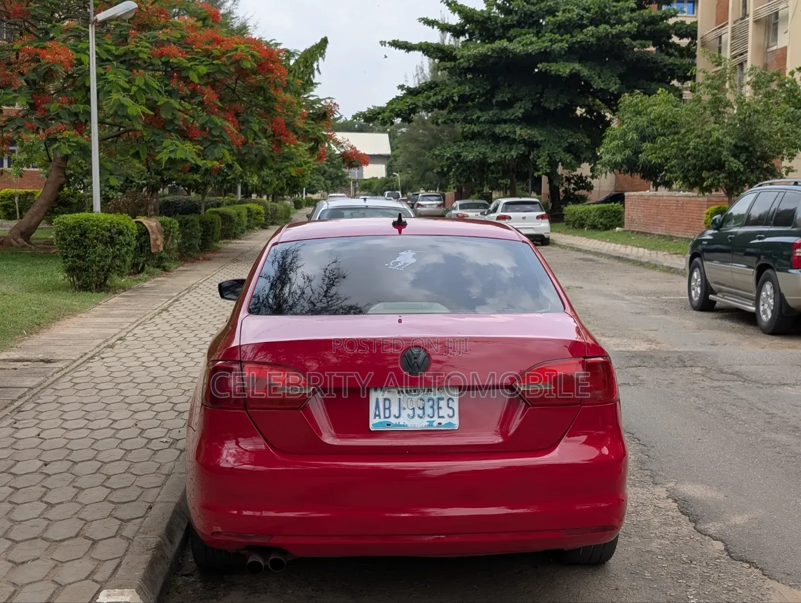 Volkswagen Passat 2011 Red