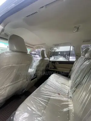 Lexus GX 2013 Silver