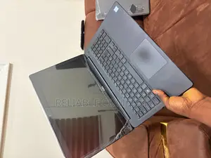 Laptop Dell Latitude 5501 4GB Intel Core i5 SSD 128GB