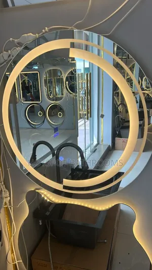 Quality Mirror With Sensor Led Lights