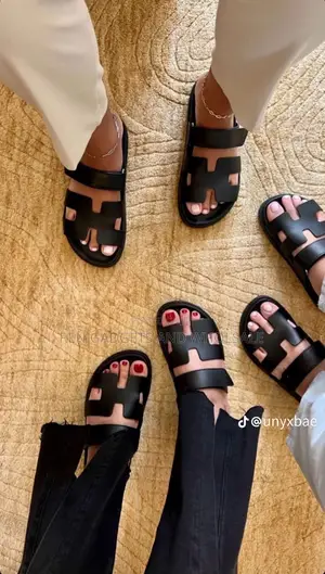 Hermes Slippers