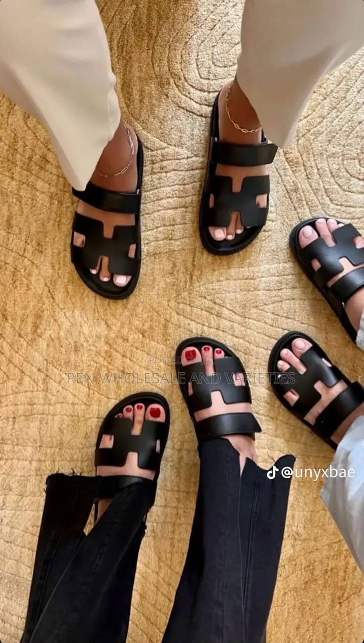 Hermes Slippers