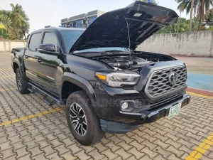 Toyota Tacoma TRD Sport Double Cab 5' Bed V6 AT 2023 Black