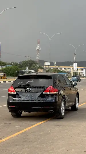 Toyota Venza LE 2010 Black