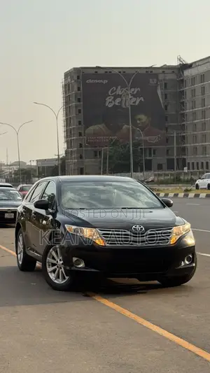 Toyota Venza LE 2010 Black