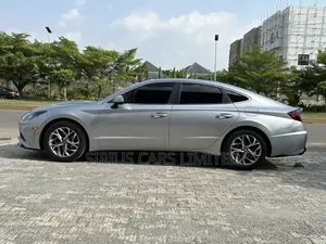 Hyundai Sonata SE 2020 Gray